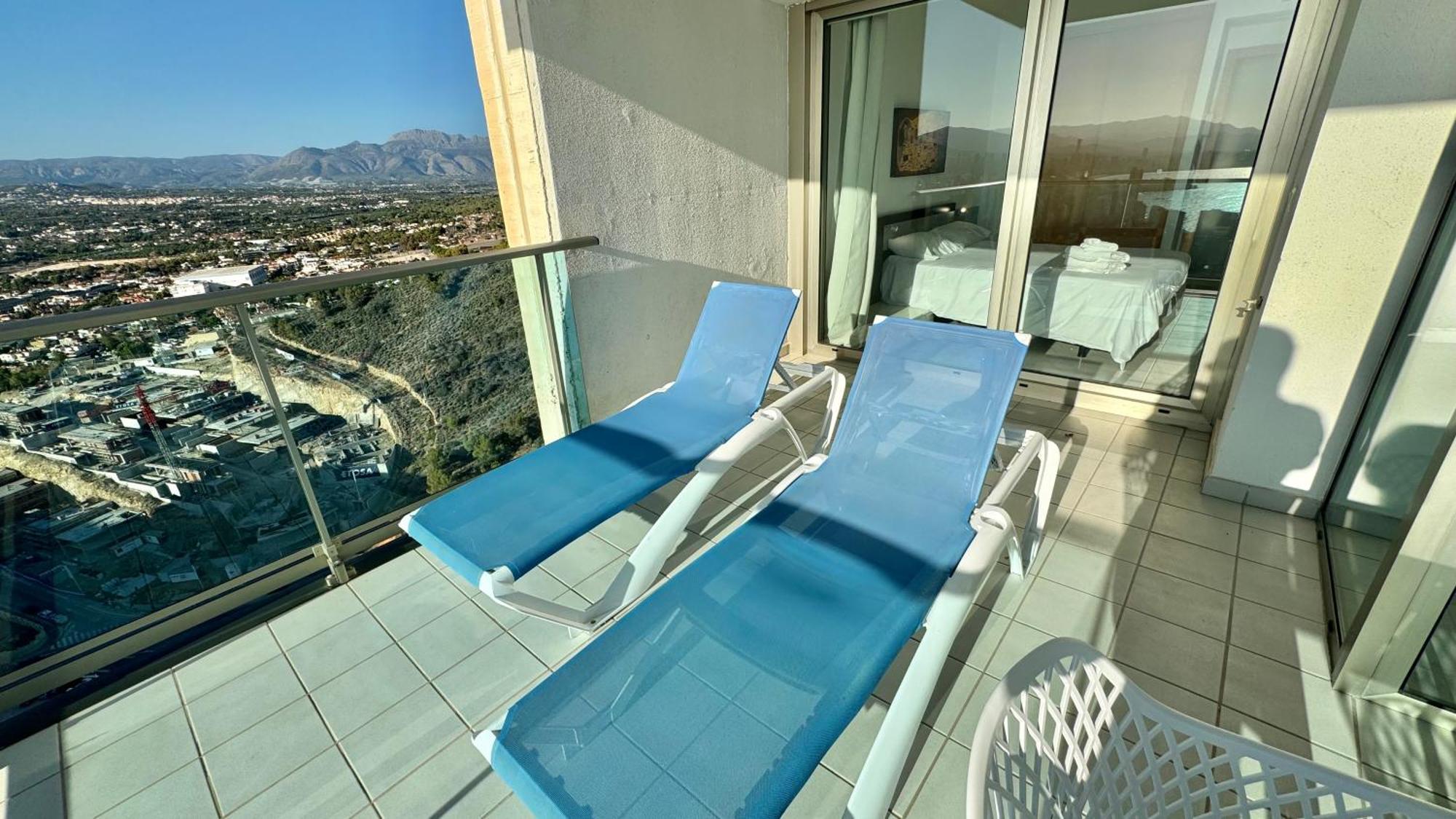 Highrise Apartment With Stunning Views From Private Balcony 85 Benidorm Exteriér fotografie